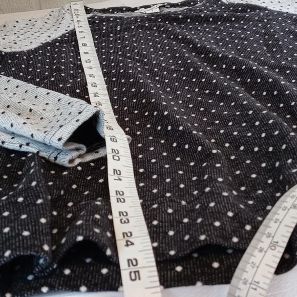 Coldwater Creek small long sleeve top - Picture 4 of 8